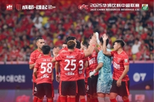 kaiyun 官网-成都蓉城0-0战平青岛海牛，蹇韬当选本场比赛最佳球员