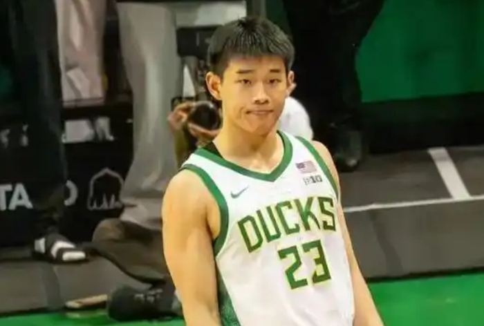 app下载-机遇！俄勒冈内外双核缺席，林葳独自带队，将承担更多组织与得分|俄勒冈大学鸭子队|比赛|球队|数据|比特尔_新浪体育_新浪新闻